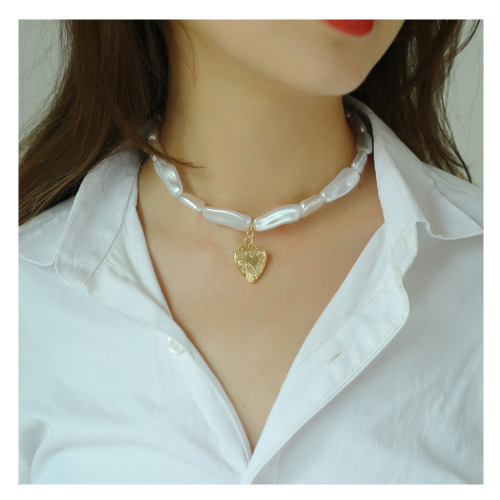 Alloy Love Pendant Pearl Necklace